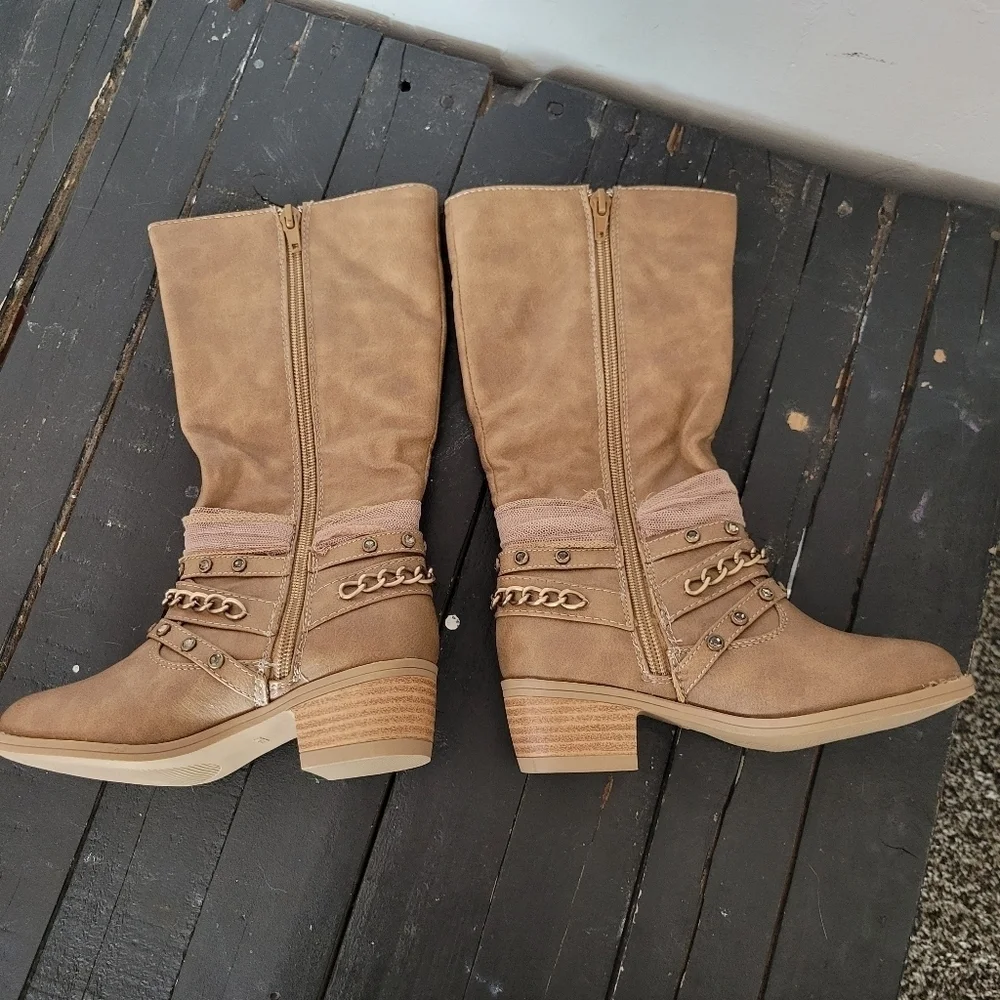 Sarah Jayne NWOT Little Girl Toddler 11 Tan Tall Boots Rhinestone Chain Accent